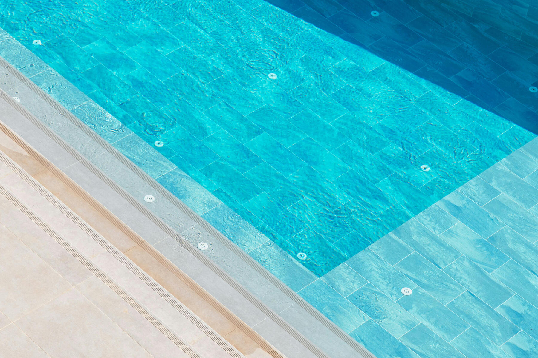 vérification piscine avant signature